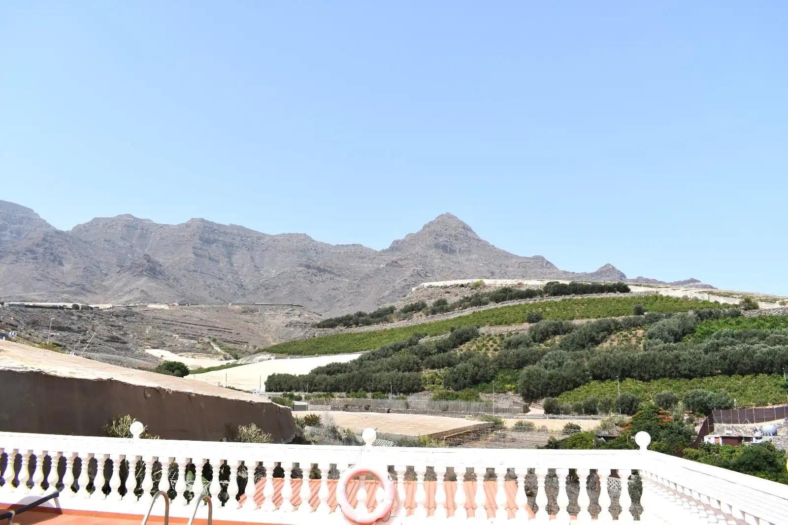 Vista exterior de Casa o xalet en venda en La Aldea de San Nicolás  amb Jardí privat, Terrassa i Piscina