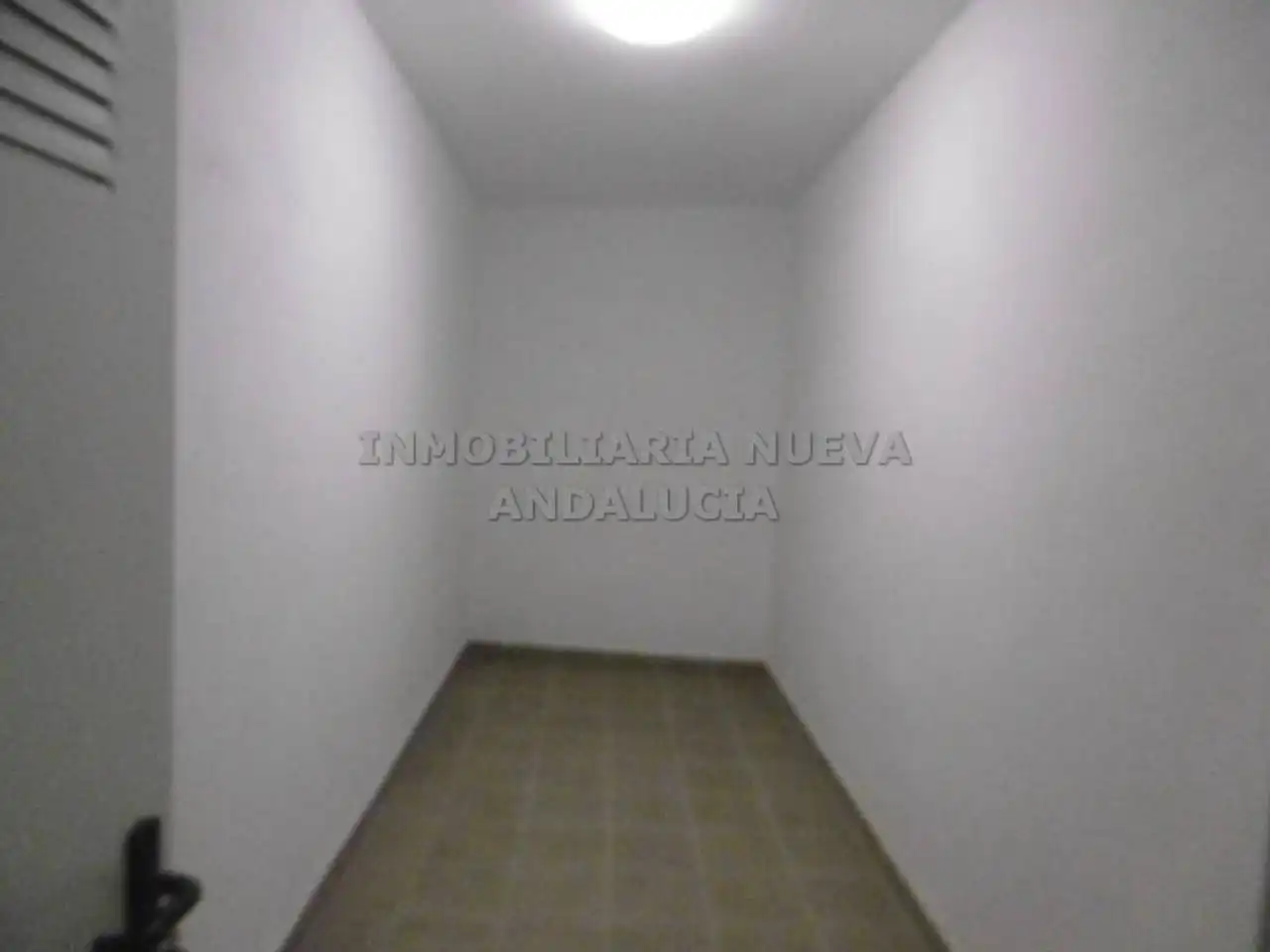 Wohnung zur Miete in Almería mit Parkett, Terrasse und Abstellraum