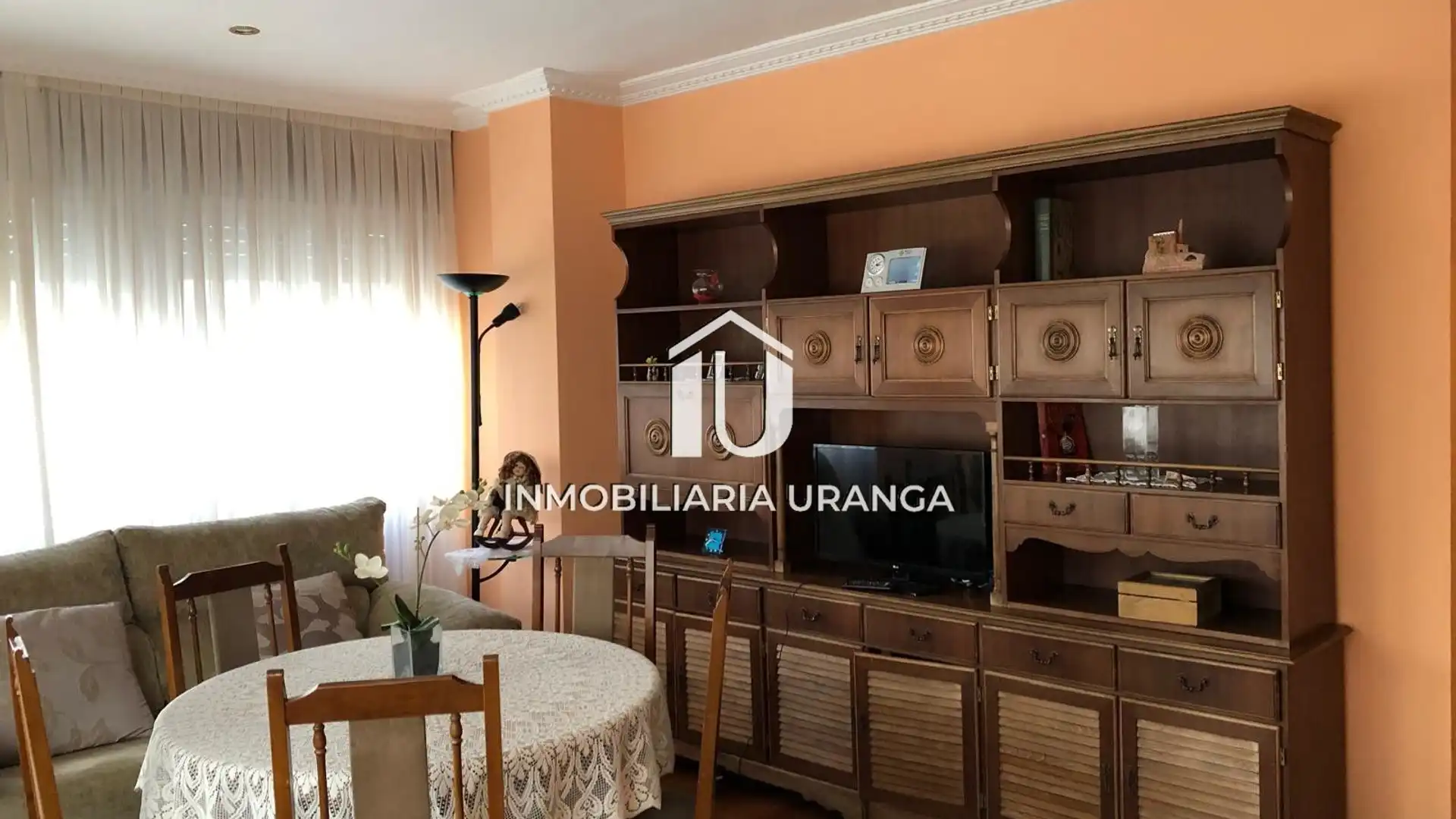 Living room of Flat for sale in Castro-Urdiales  with Heating