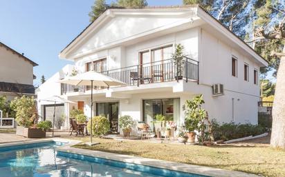 Exterior view of House or chalet for sale in Castelldefels  with Air Conditioner, Heating and Private garden