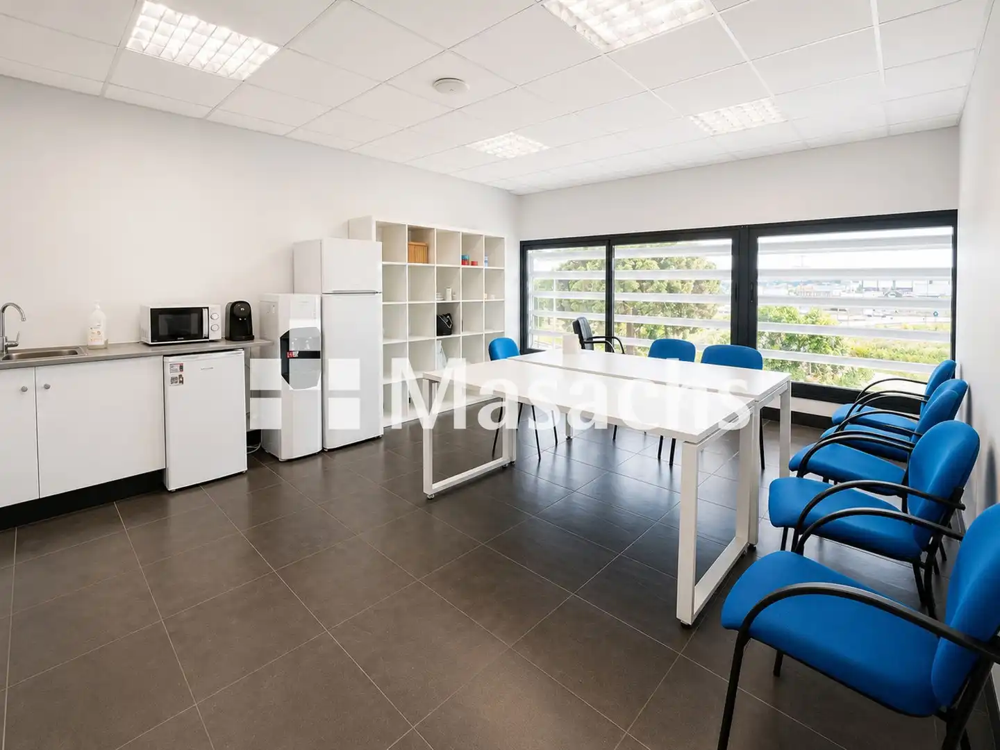 Industrial building to rent in Sud, imagen 12