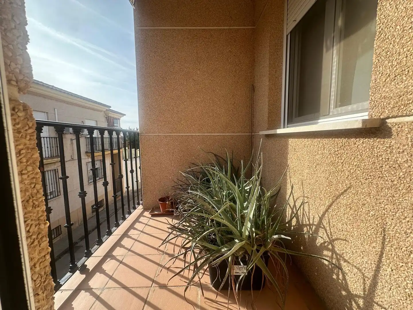 Casa amb jardí en venda a Calle las flores, imagen 42