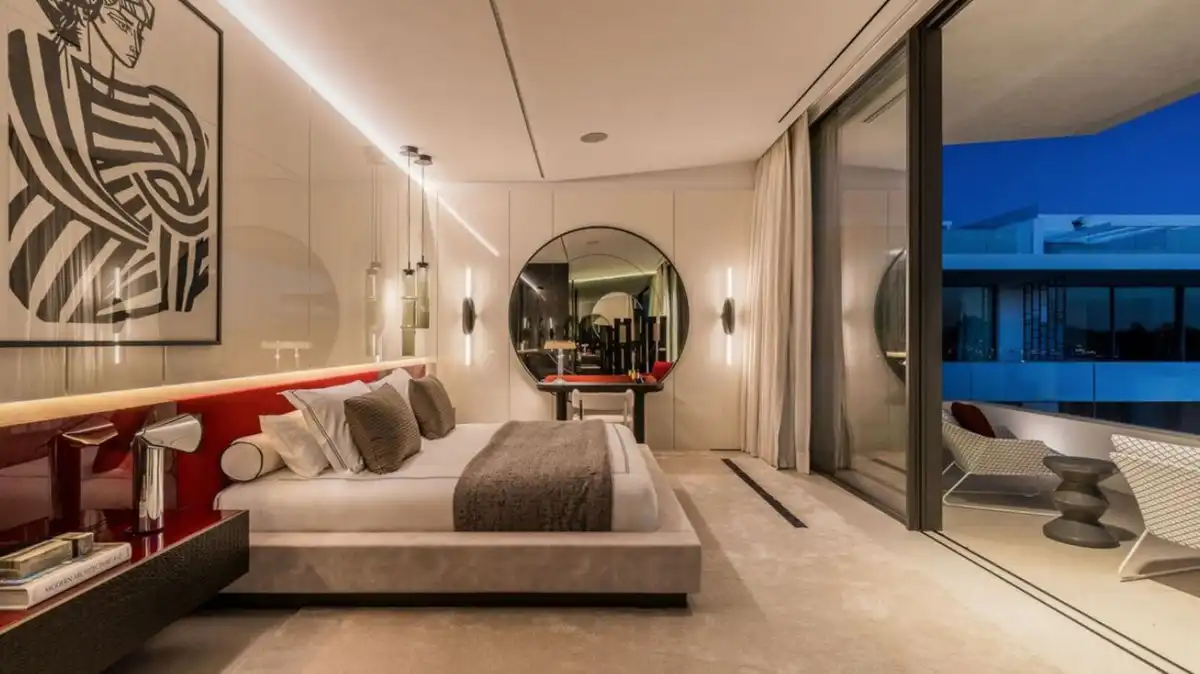 Schlafzimmer von Haus oder Chalet zum Verkauf in Marbella mit Klimaanlage, Privatgarten und Terrasse