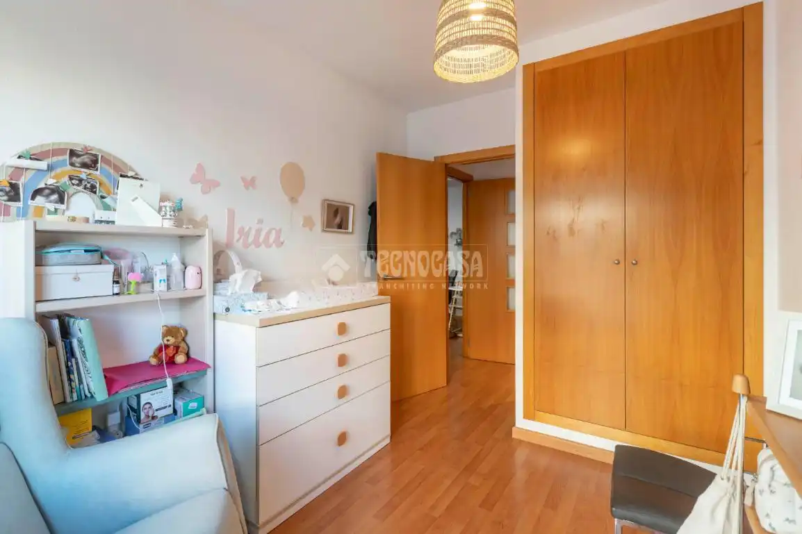 Bedroom of Flat for sale in Valencia
