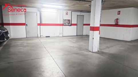 Foto 2 de Garaje en venta en Ronda de Isasa, Casco Histórico - Ribera - San Basilio, Córdoba Capital