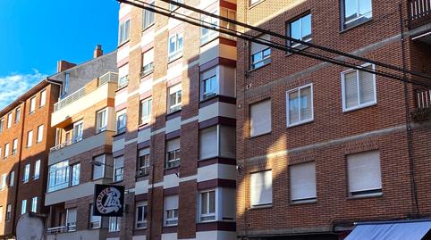 Photo 3 of Flat for sale in Calle del Conde de Los Gaitanes, 18, Flores de Sil - La Placa, Ponferrada