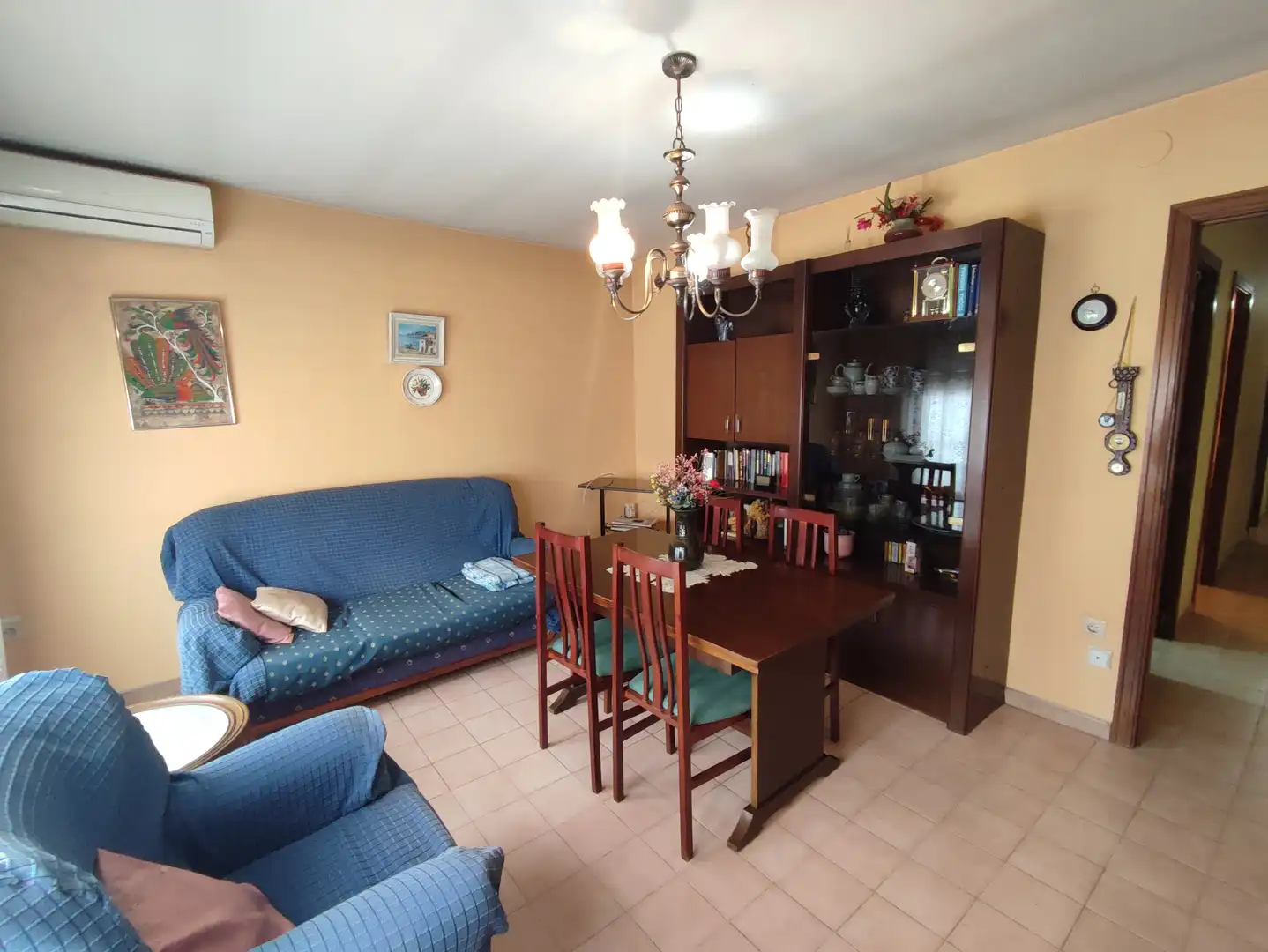 Sala de estar de Casa o chalet en venta en Les Borges Blanques con Aire acondicionado, Calefacción y Jardín privado