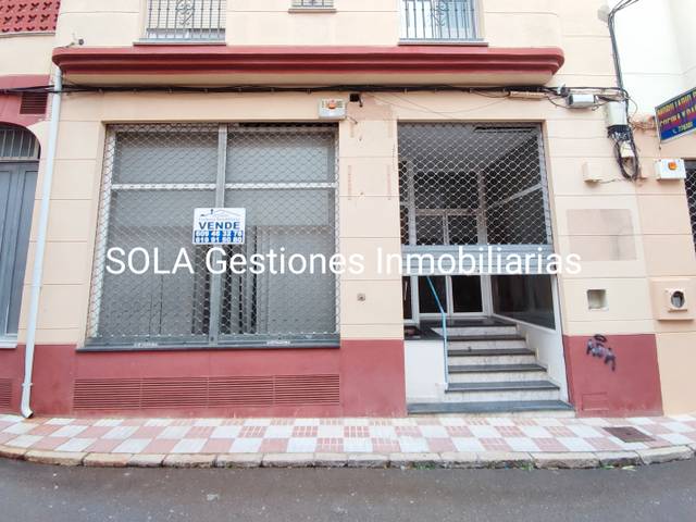 Local comercial en Venta en Calle Cruz Verde en Torreperogil