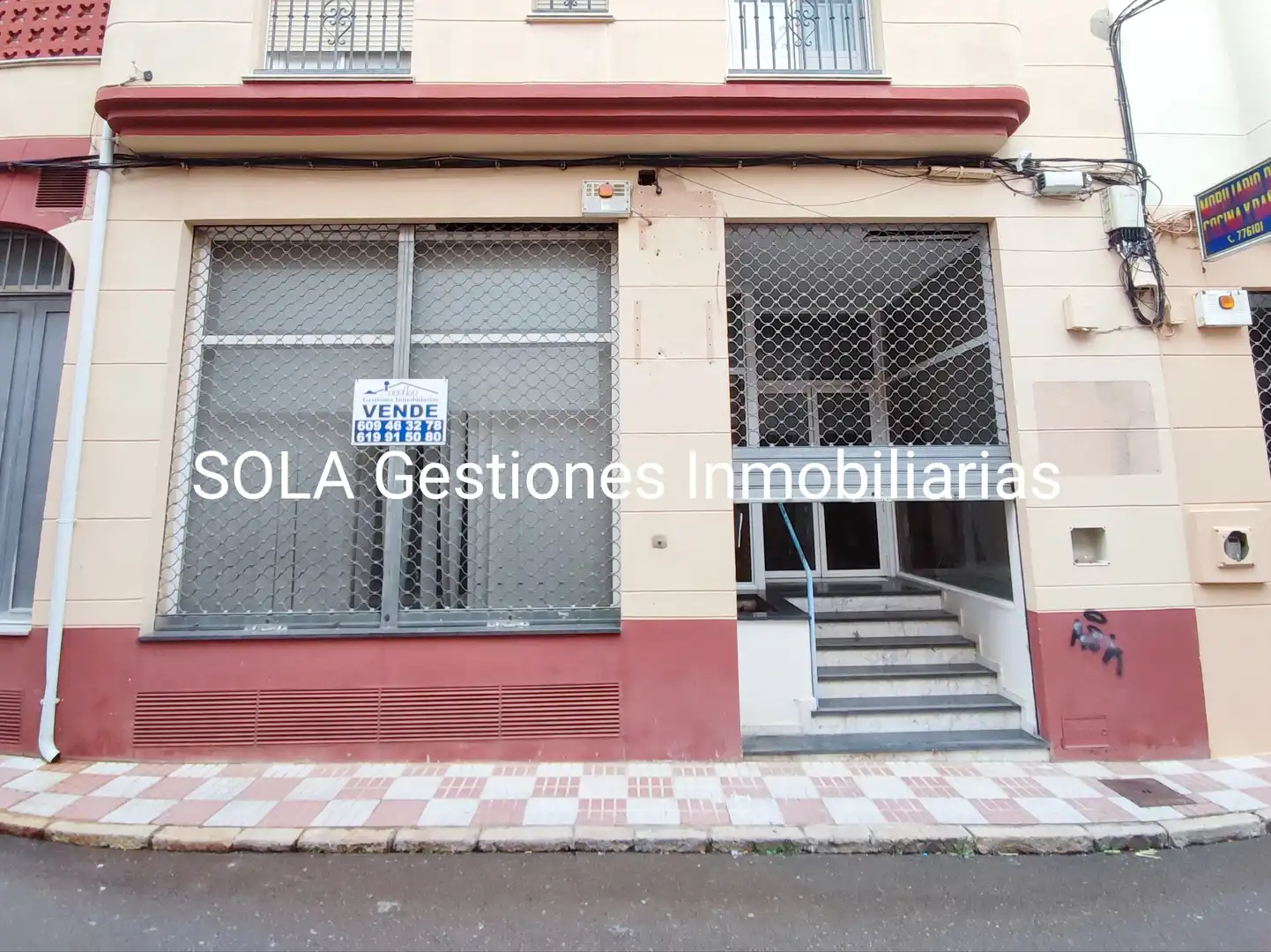 Local comercial en venda a Torreperogil