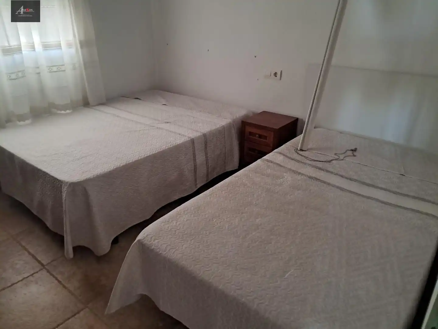 Dormitori de Finca rústica en venda en Fuente Palmera amb Aire condicionat, Piscina i Moblat