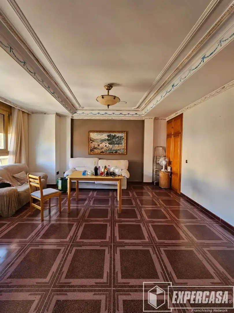 Piso en venta en Manuel