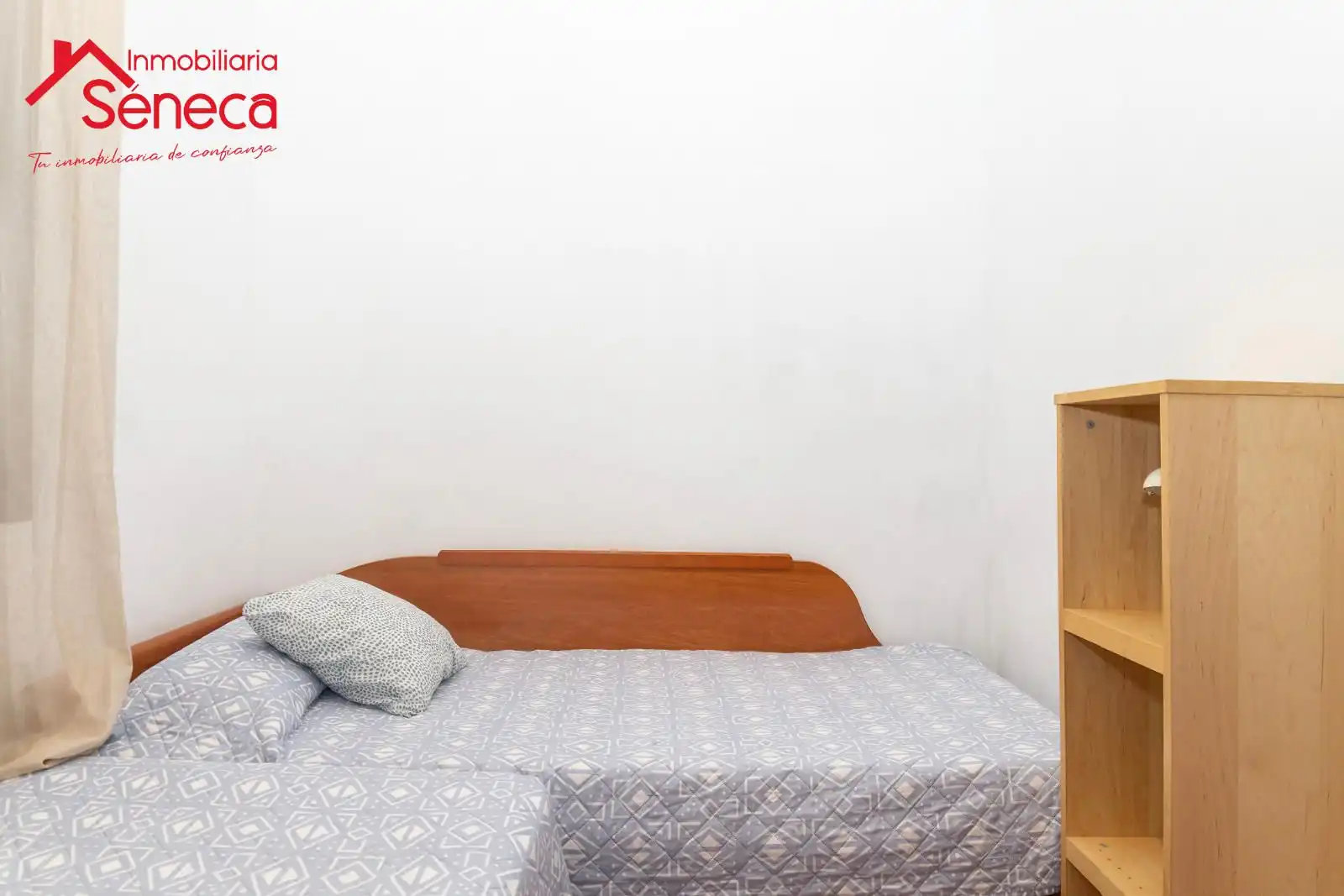 Schlafzimmer von Wohnung zum Verkauf in Córdoba mit Klimaanlage, Heizung und Terrasse