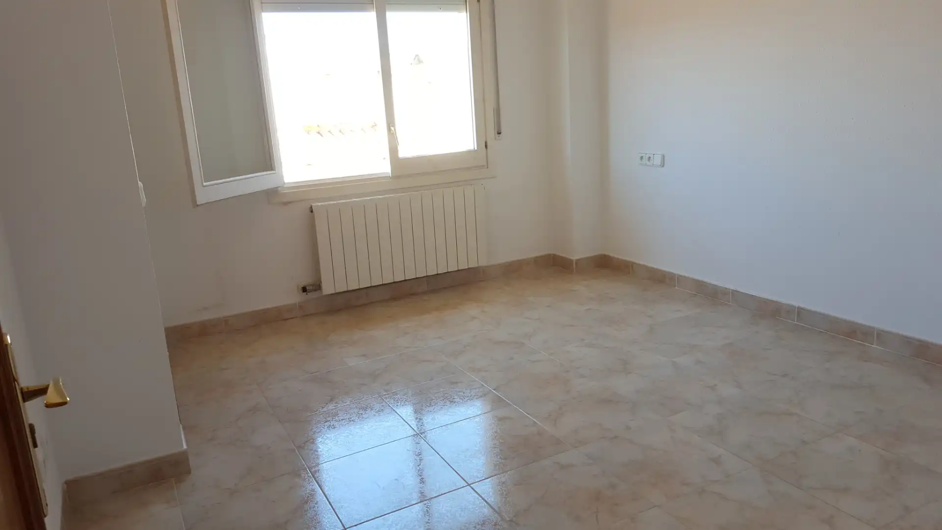 Habitación de Casa adosada en venta en Palafrugell con Calefacción, Terraza y Trastero