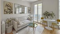 Living room of Flat for sale in  Madrid Capital  with Air Conditioner, Heating and Parquet flooring