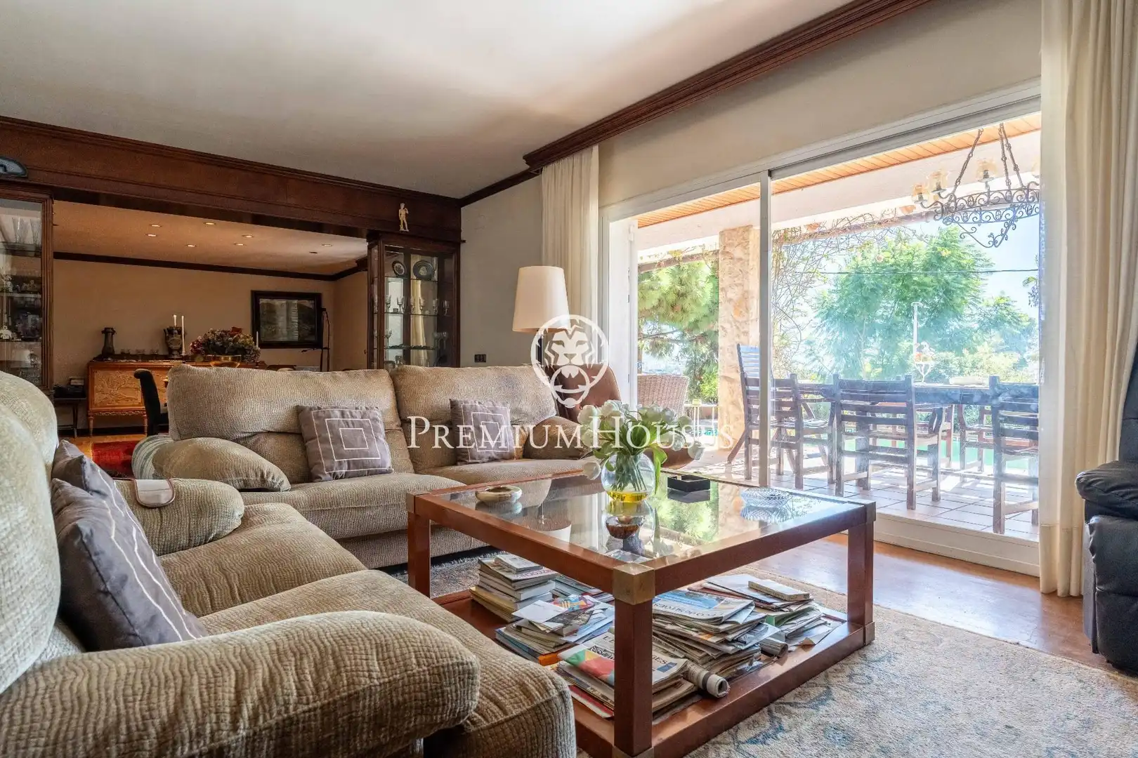Sala d'estar de Casa o xalet en venda en Sitges amb Aire condicionat, Calefacció i Jardí privat