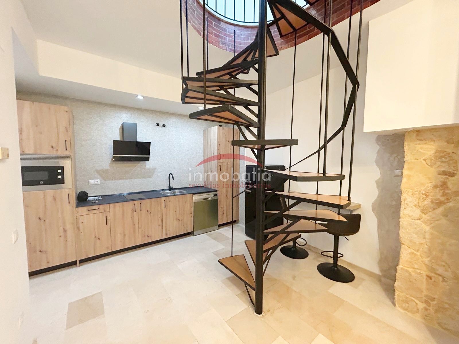 Attic to rent in  Sevilla Capital  with Air Conditioner, Terrace and Furnished