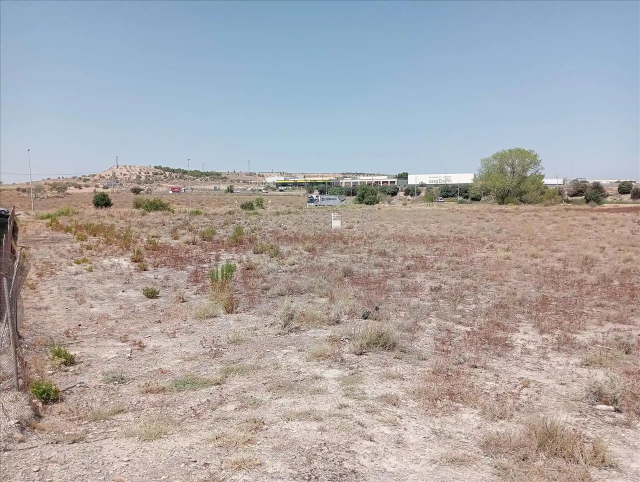 Residential land for sale in 11. Parcela 9030