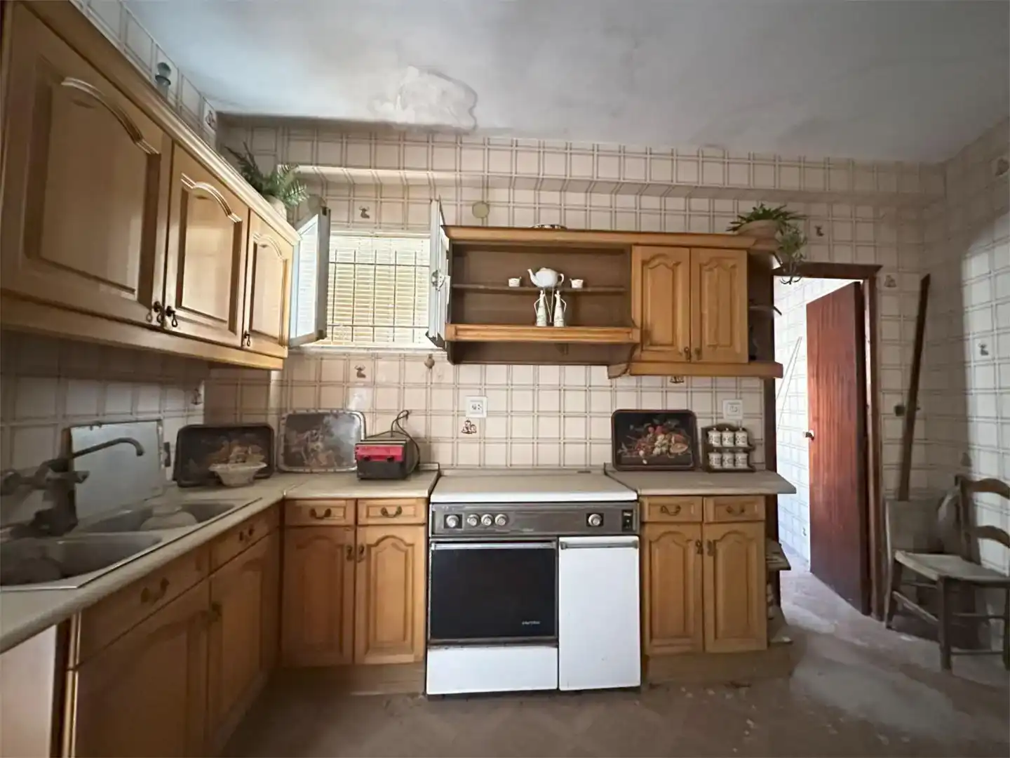 Cuina de Casa adosada en venda en Mengíbar amb Balcó