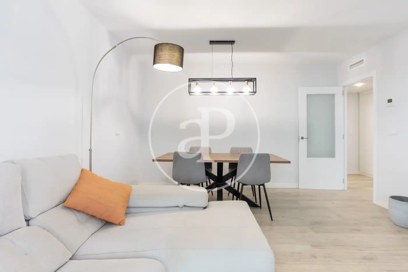 Piso con terraza en venta en Carrer d'Aarón Vidal López, imagen 5