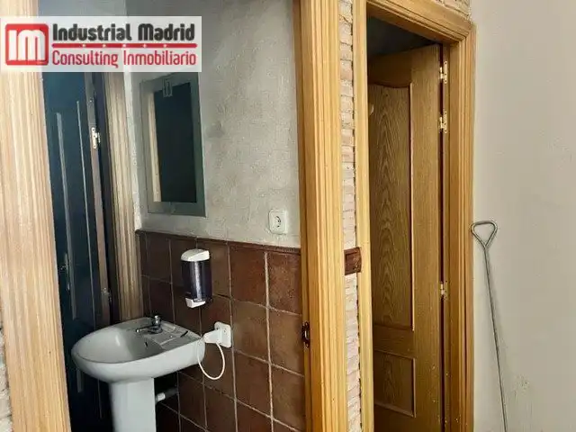 Industrial building for sale in Zona Industrial, imagen 3