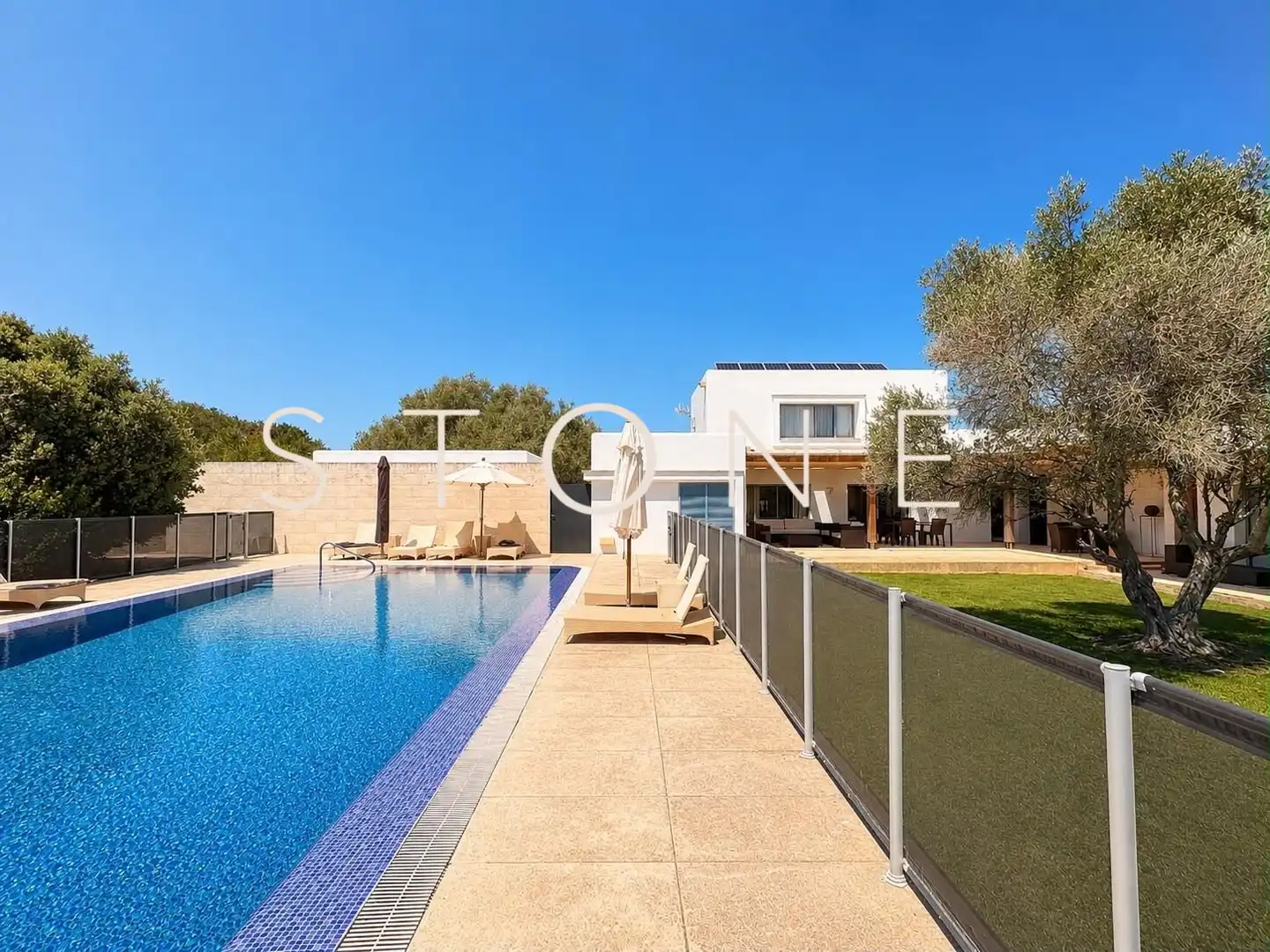 Casa amb terrassa en venda a Sant Lluís - S'Ullestrar - Torret