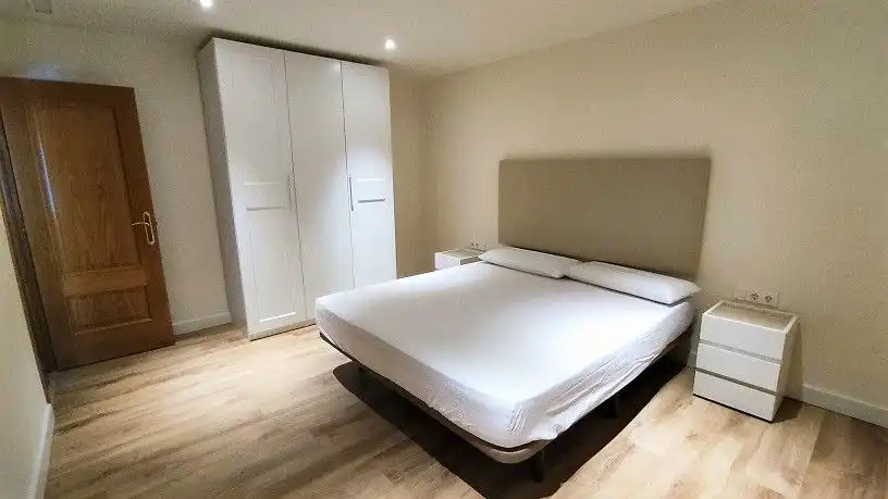 Habitación de Piso de alquiler en Elche / Elx con Aire acondicionado, Calefacción y Parquet