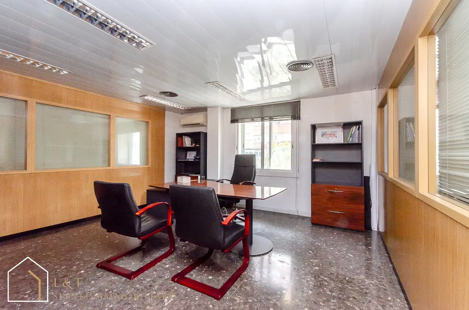 Office space with terrace for sale in Carrer d'Aragó, imagen 3