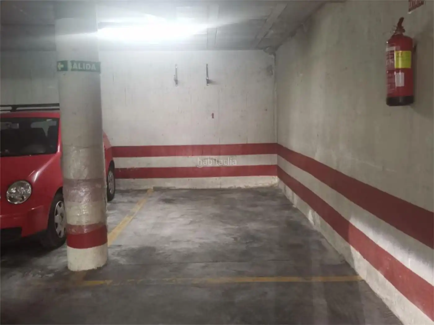 Aparcament en venda a Calle Santo Rey 7