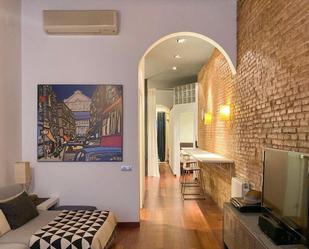 Flat for sale in  Barcelona Capital  with Air Conditioner