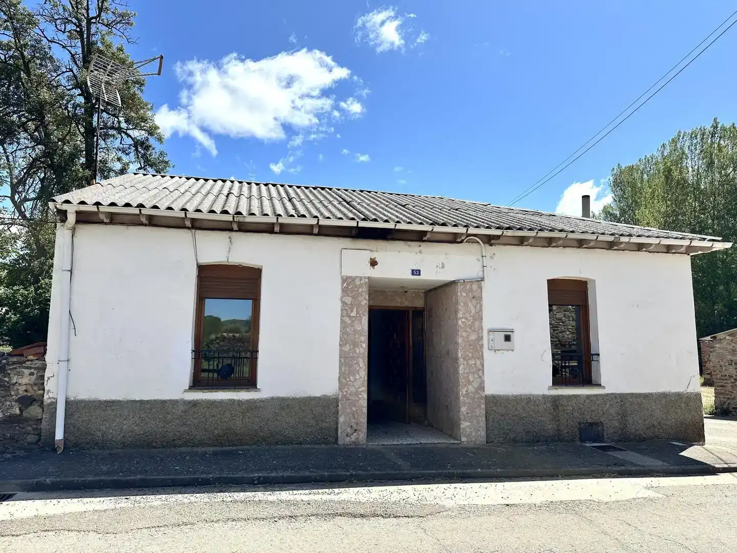 Vista exterior de Casa o chalet en venta en Santa María de Ordás con Jardín privado