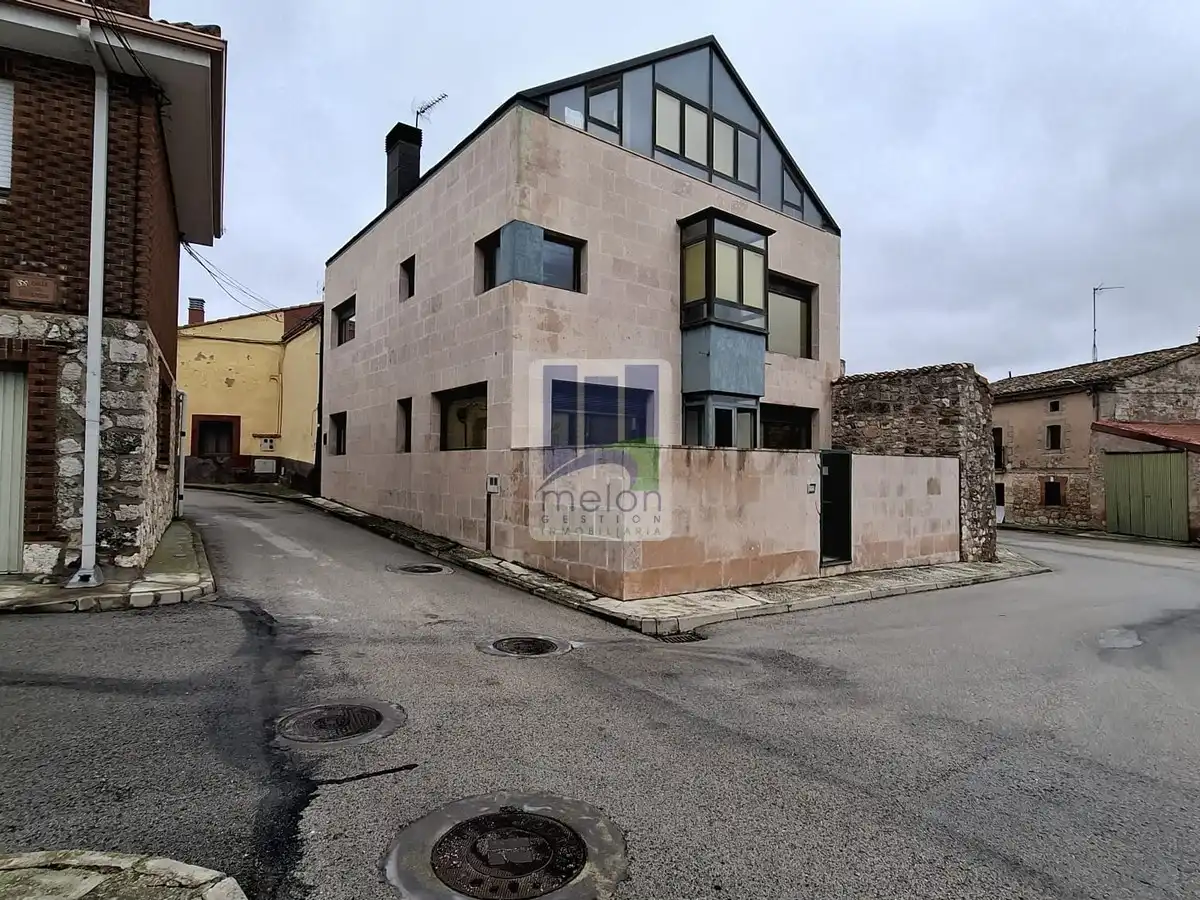 Casa o xalet en venda a FRANDOVINEZ, Frandovínez