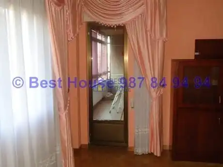 Piso en venta en León Capital  con Calefacción, Parquet y Trastero