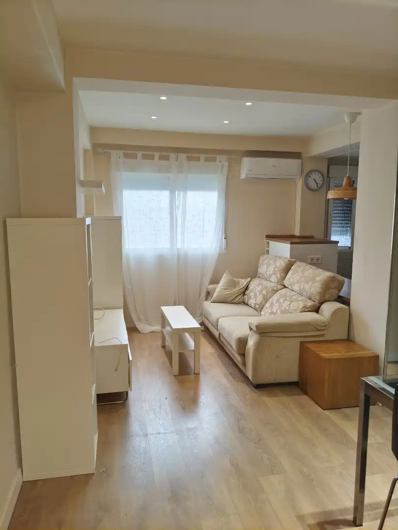 Living room of Flat for rent in Alcalá de Henares  with Heating and Furnished