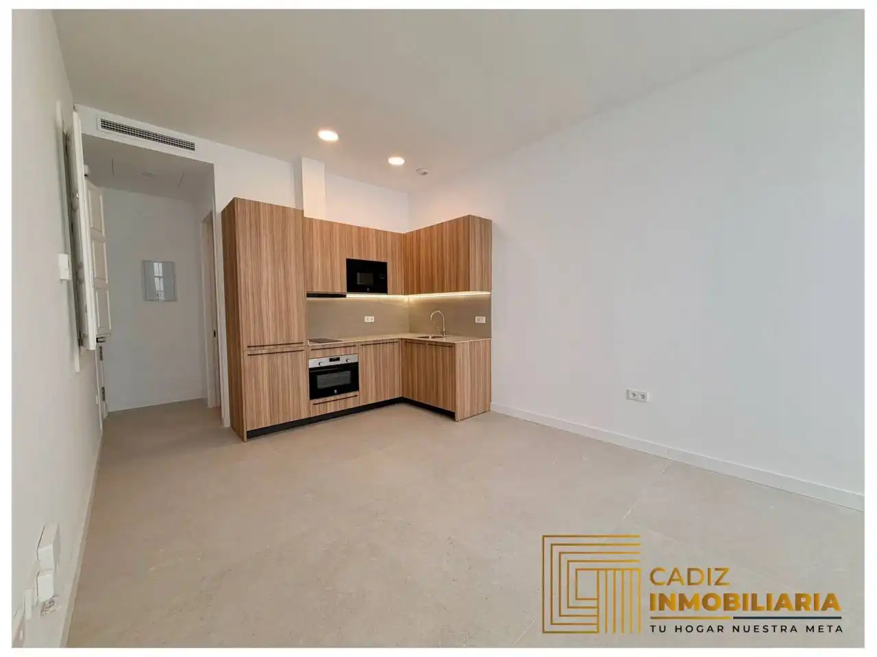 Cocina de Piso en venta en Cádiz con Aire acondicionado y Amueblado