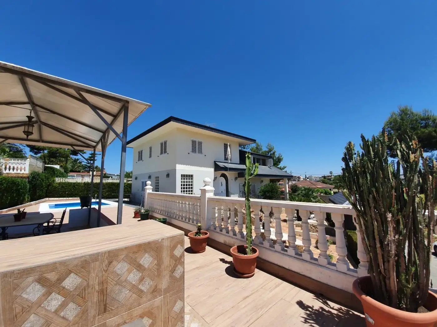 Vista exterior de Casa o chalet en venta en Chiva con Calefacción, Jardín privado y Terraza