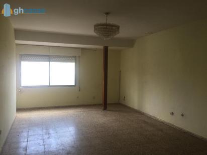 Flat for sale in Pareja