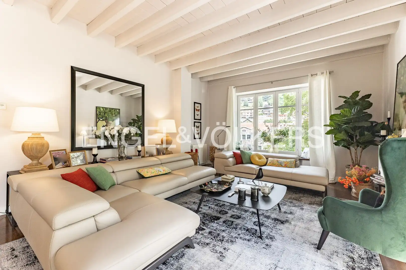 Sala d'estar de Àtic en venda en Camprodon amb Calefacció, Jardí privat i Parquet