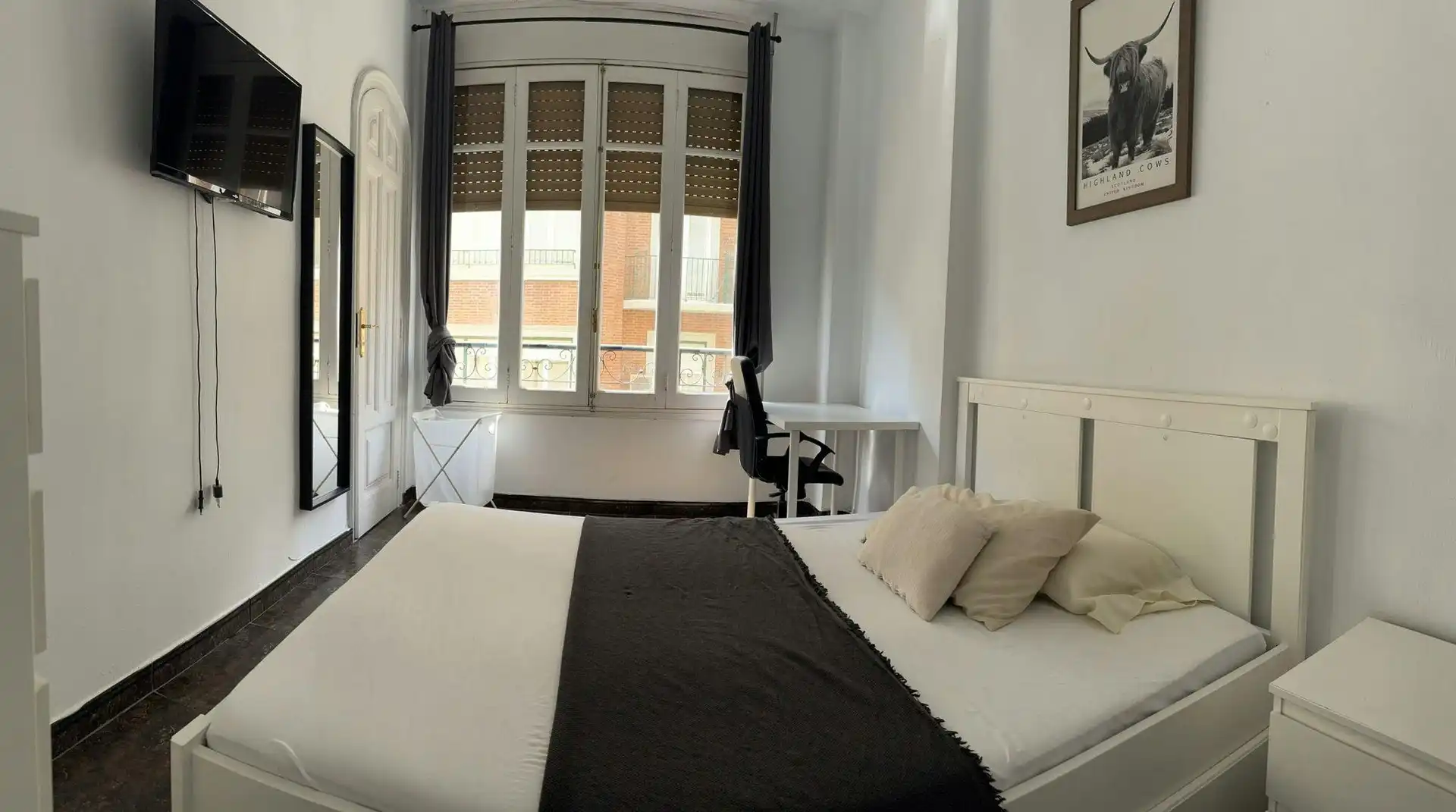 Habitación de Piso para compartir en  Valencia Capital con Calefacción, Lavadora y TV