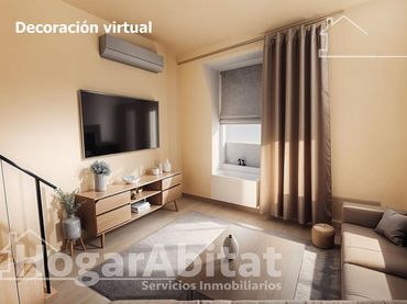 Casa con balcón en venta en Calle de San Vicente