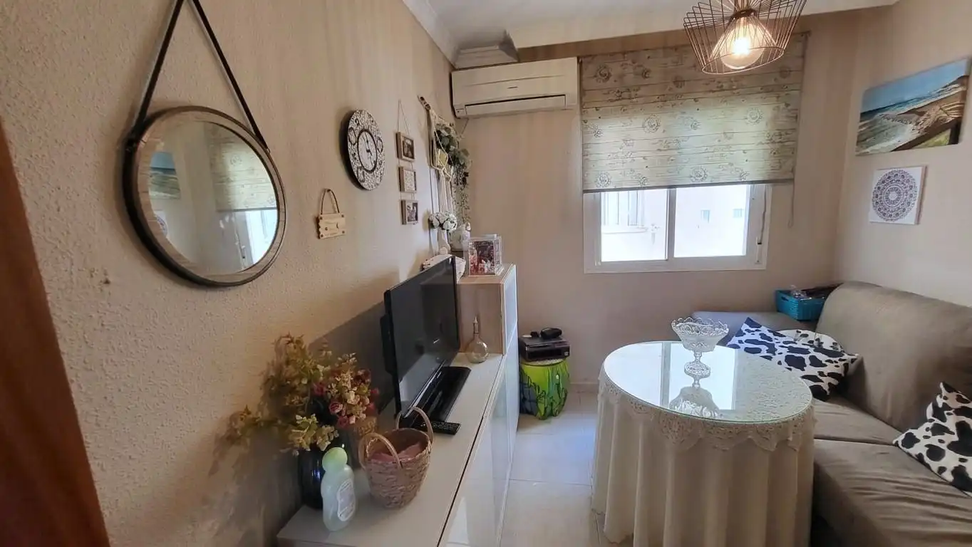 Comedor de Piso en venta en Rincón de la Victoria con Aire acondicionado, Trastero y Amueblado