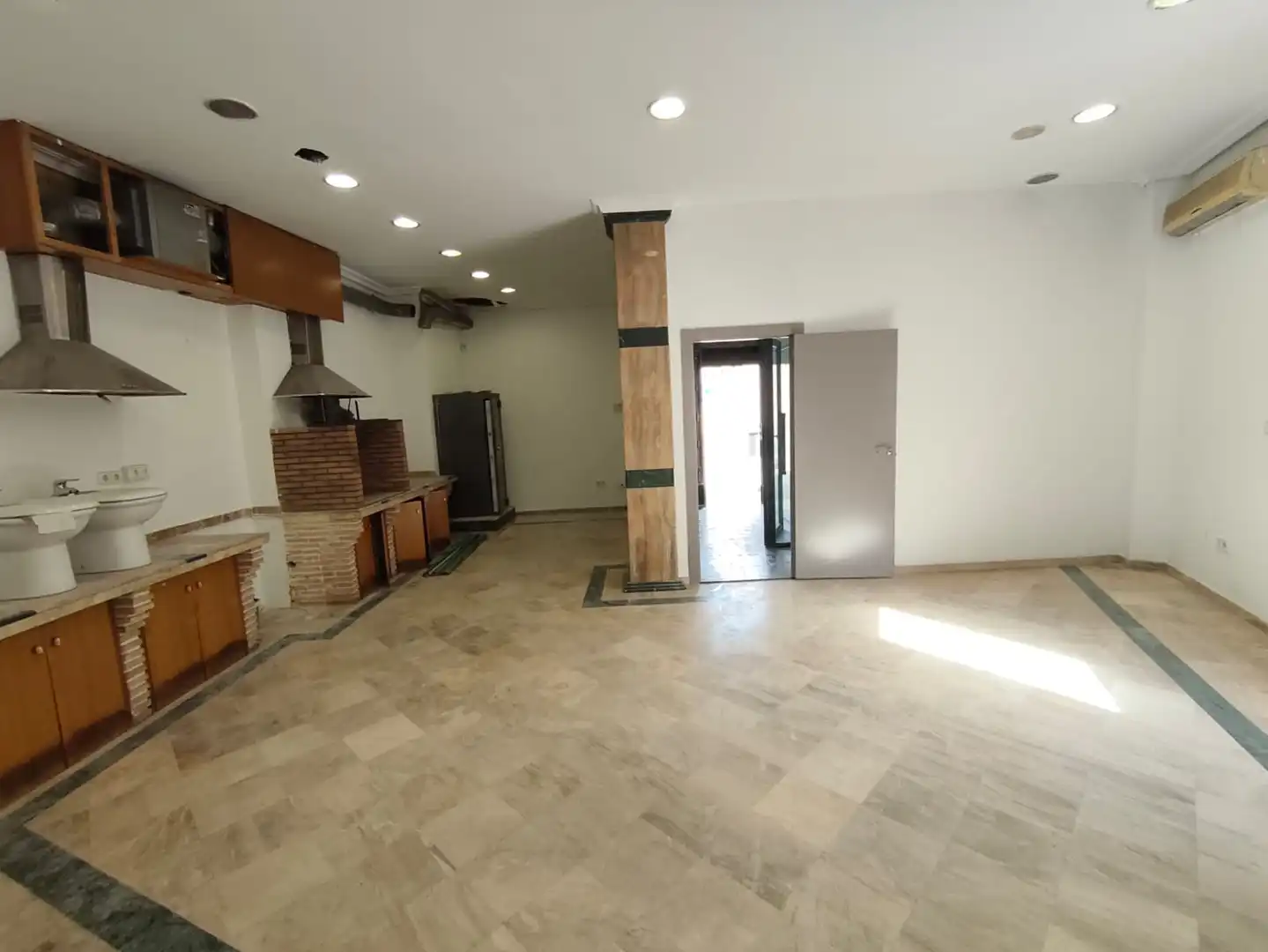 Business premises for sale in Alcantarilla