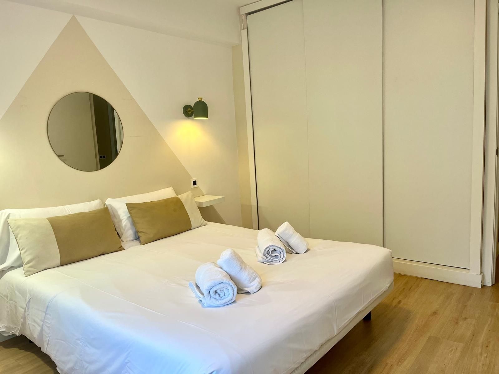 Dormitori de Apartament de lloguer en Alicante / Alacant amb Aire condicionat i Balcó