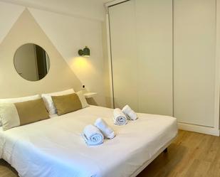 Dormitori de Apartament de lloguer en Alicante / Alacant amb Aire condicionat i Balcó