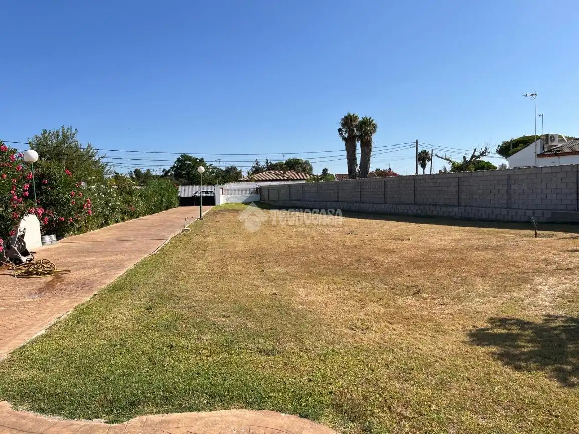 Finca rústica en venda en Chiclana de la Frontera amb Terrassa i Moblat