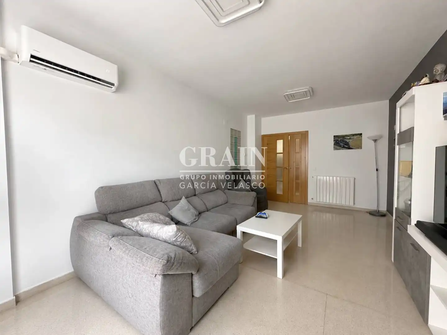 Sala de estar de Piso en venta en Albacete con Aire acondicionado, Calefacción y Trastero