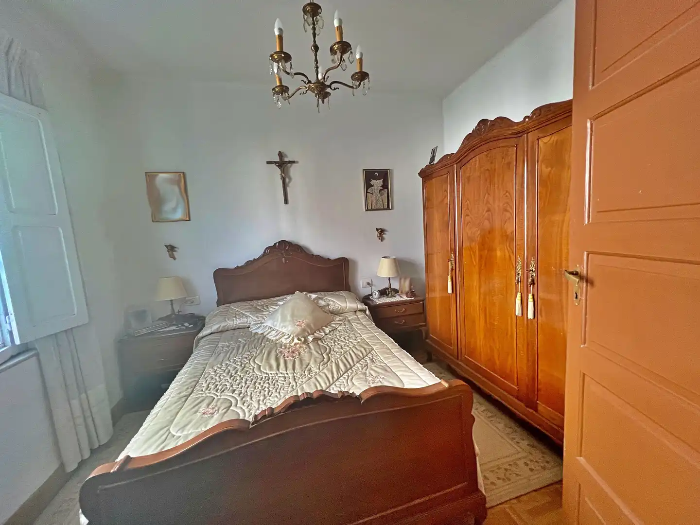 Dormitori de Casa o xalet en venda en Lugo amb Calefacció, Jardí privat i Rentadora