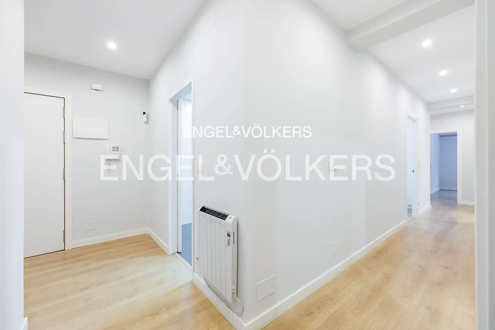 Piso en venta en Vigo  con Calefacción, Terraza y Balcón