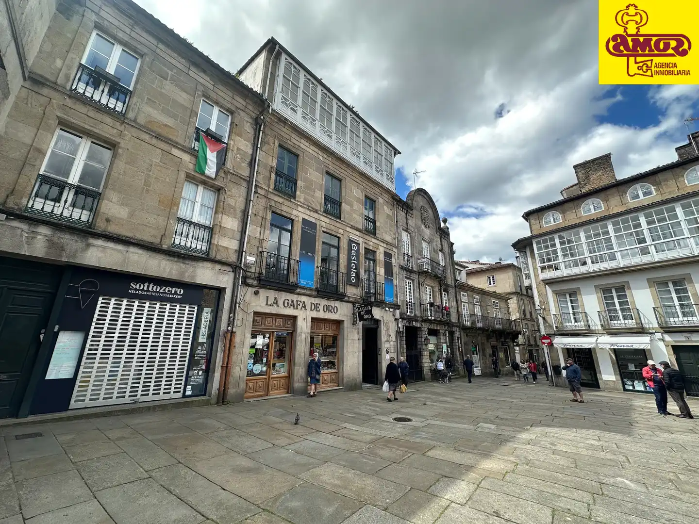 Vista exterior de Piso en venta en Santiago de Compostela  con Calefacción y Trastero