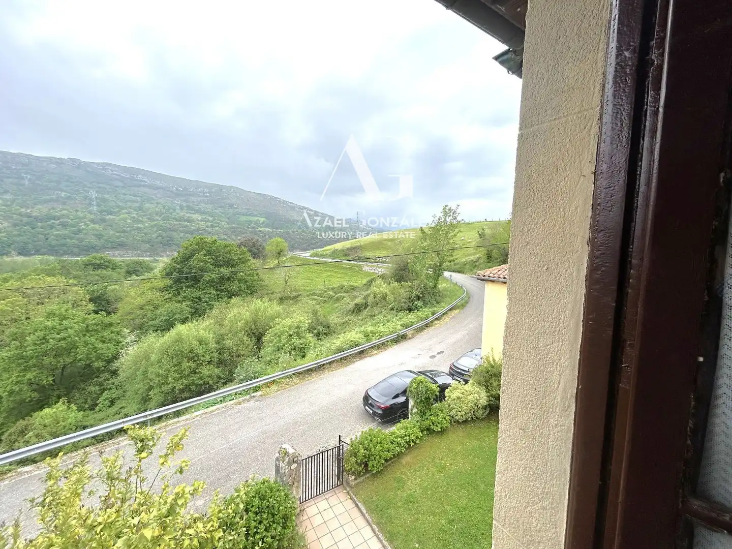 Exterior view of Houses for sale in Peñamellera Baja  with Private garden, Terrace and Storage room