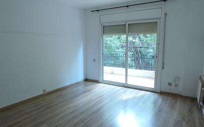 Bedroom of Flat for sale in  Barcelona Capital  with Balcony